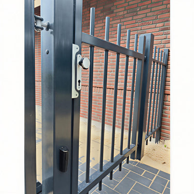 Looppoort Spijlen rond Ø25 doorgestoken - incl. slotset hek-kopen