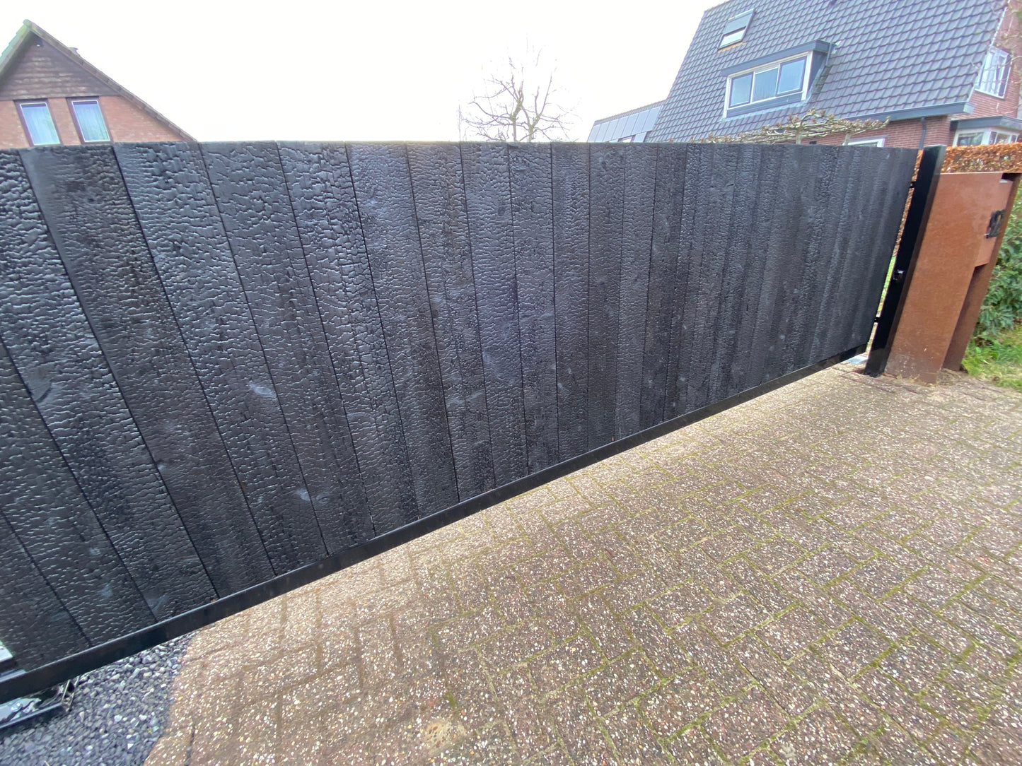 Schuifpoort met houtinleg Excl. houten planken