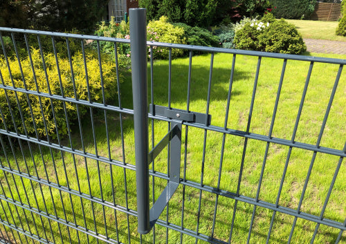 Houder voor tuinfakkels en pijlen