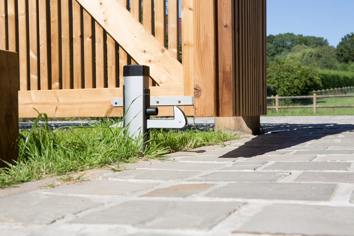 Locinox Poortvanger aluminium - met Rubbere aanslag hek-kopen  Haak Boven (IN-GATE CATCHER) Haak Onder (UNDER-GATE CATCHER)